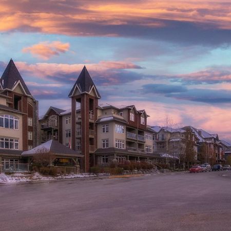 Mountain View 2 Bedroom Condo - Wt Top Floor-401 Canmore Exterior foto
