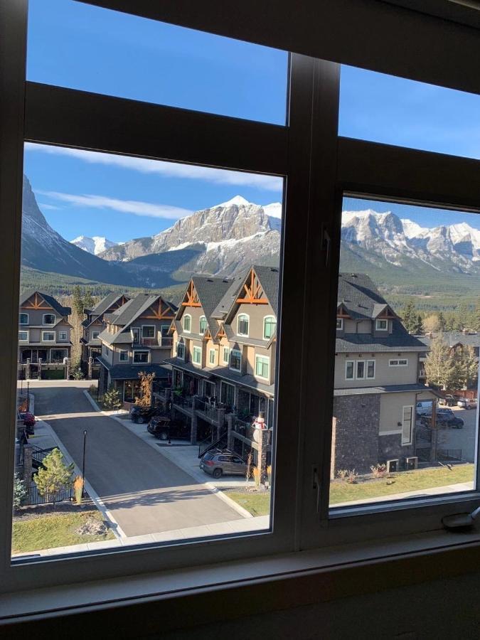 Mountain View 2 Bedroom Condo - Wt Top Floor-401 Canmore Exterior foto