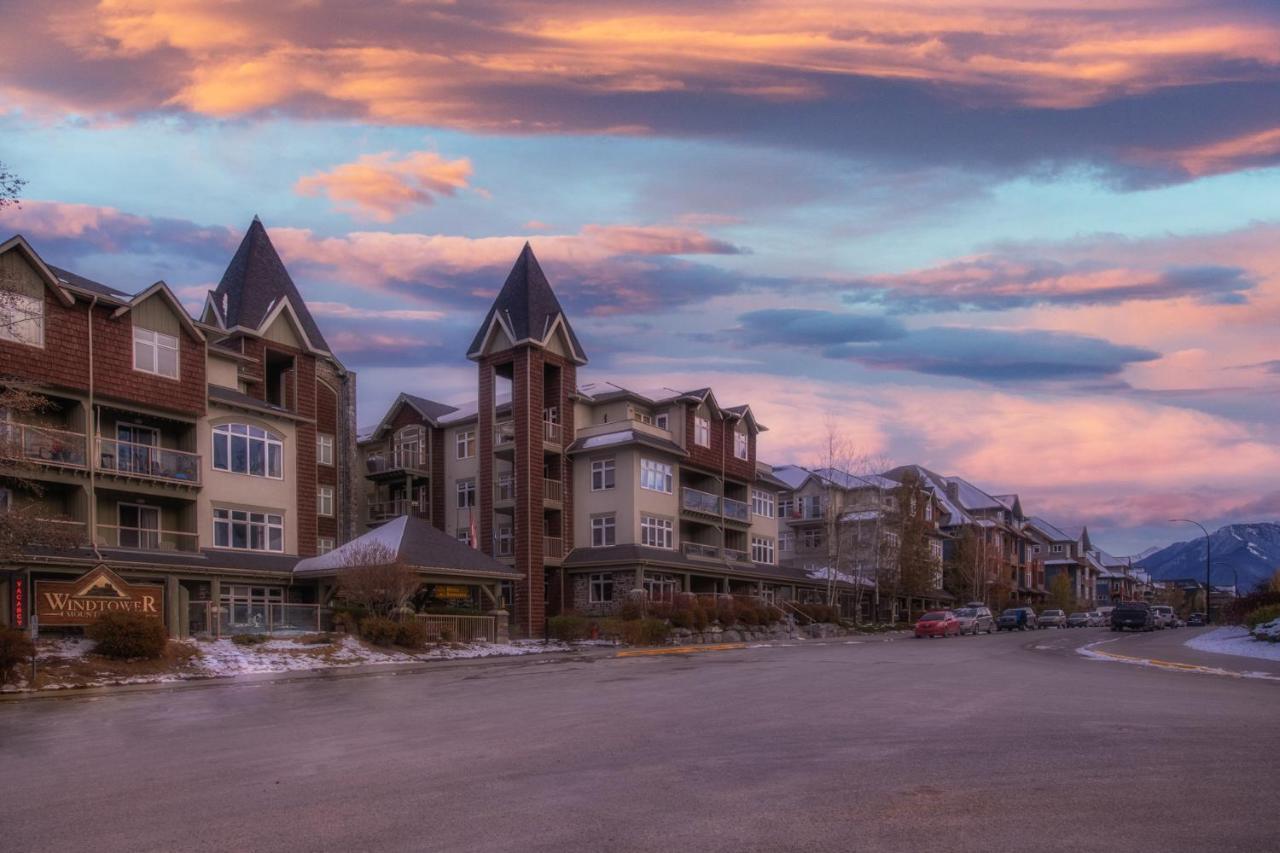 Mountain View 2 Bedroom Condo - Wt Top Floor-401 Canmore Exterior foto