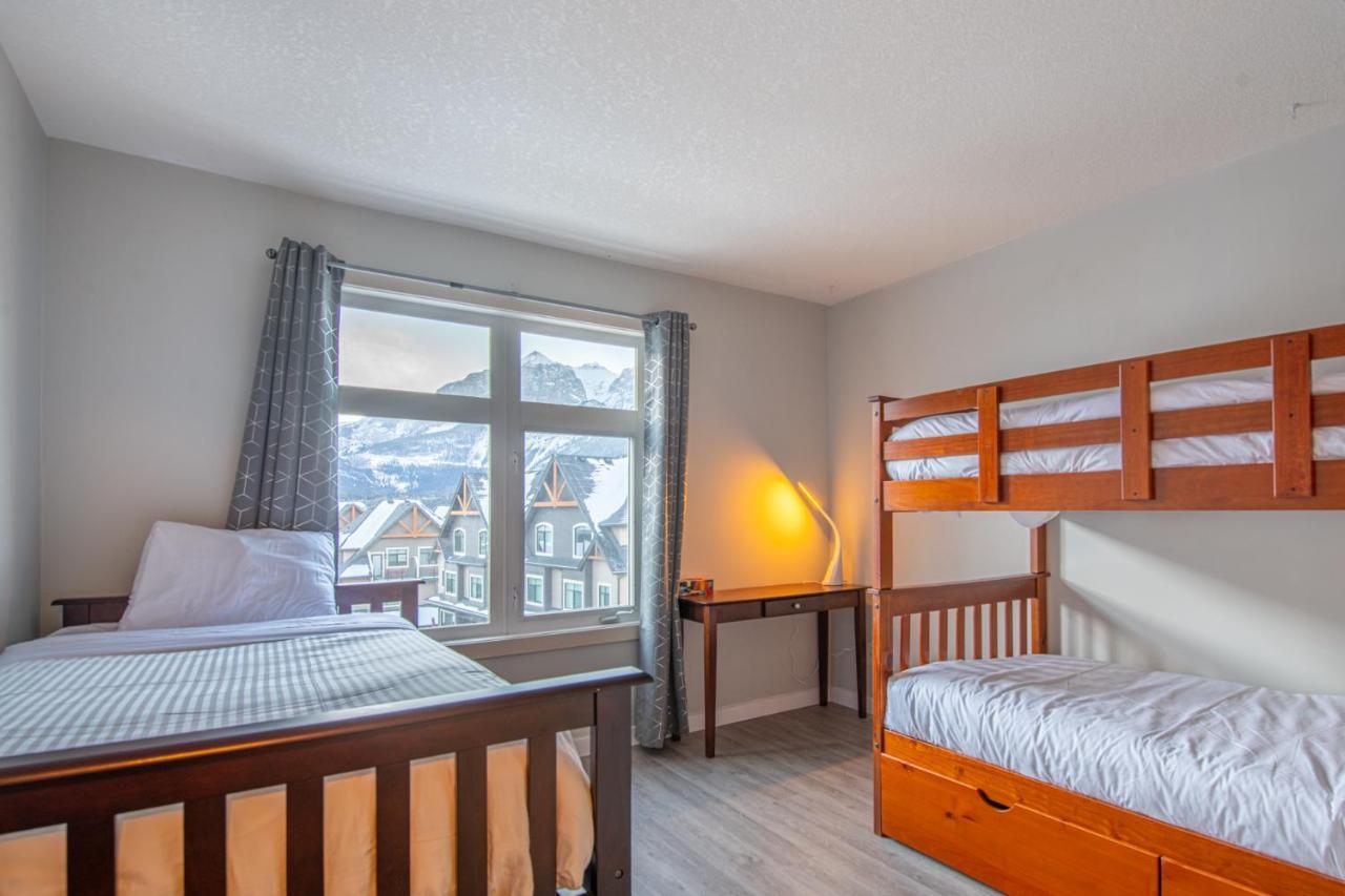 Mountain View 2 Bedroom Condo - Wt Top Floor-401 Canmore Exterior foto